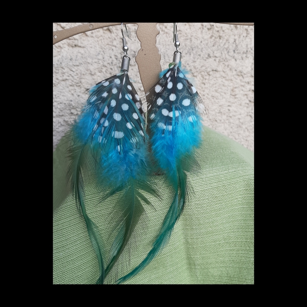 Reclaimed Retro Feather Earrings
